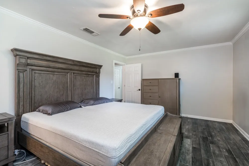 1506 Running Bear Trail Crosby, TX 77532