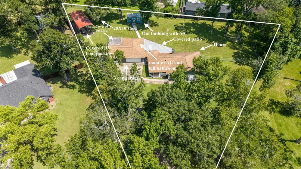 1506 Running Bear Trail Crosby, TX 77532