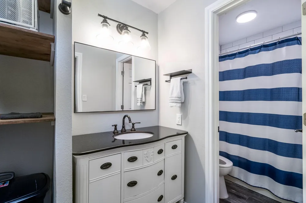 1506 Running Bear Trail Crosby, TX 77532