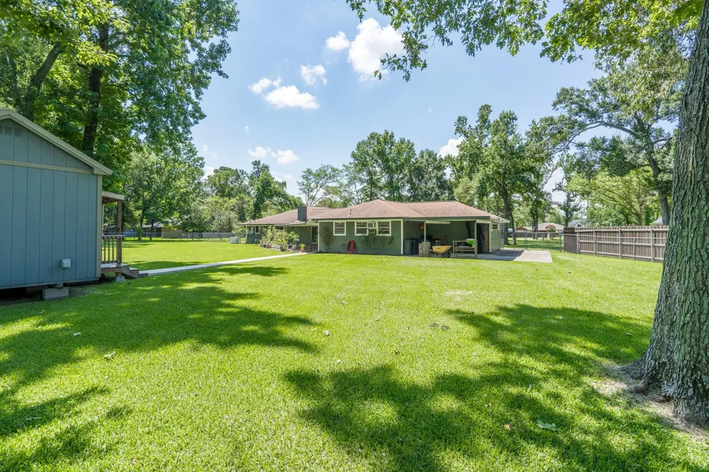 1506 Running Bear Trail Crosby, TX 77532