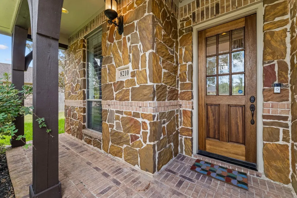 8210 Thunder Ridge Way Missouri City, TX 77459