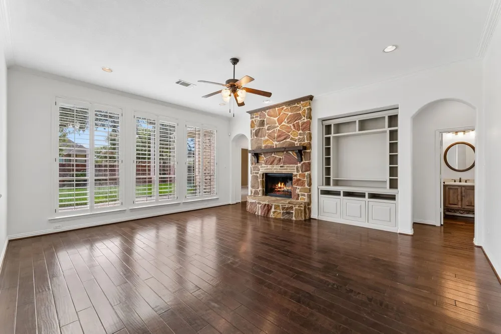 8210 Thunder Ridge Way Missouri City, TX 77459