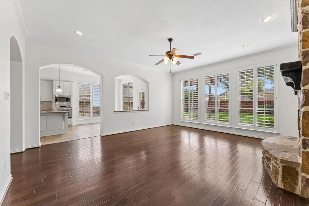 8210 Thunder Ridge Way Missouri City, TX 77459