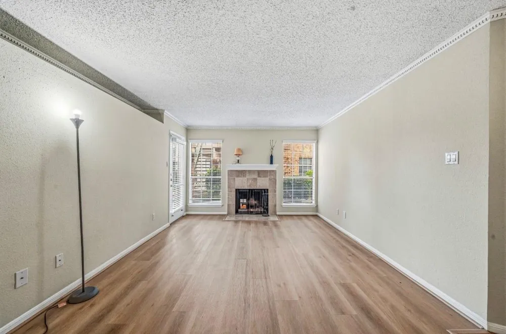 3770 Lovers Wood Lane #807 Houston, TX 77014