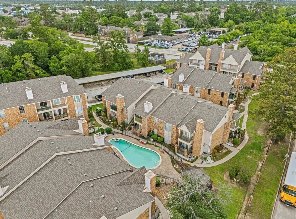 3770 Lovers Wood Lane #807 Houston, TX 77014
