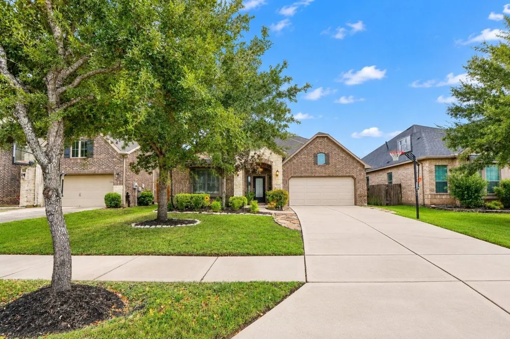 6723 Sotoria Lane Sugar Land, TX 77479
