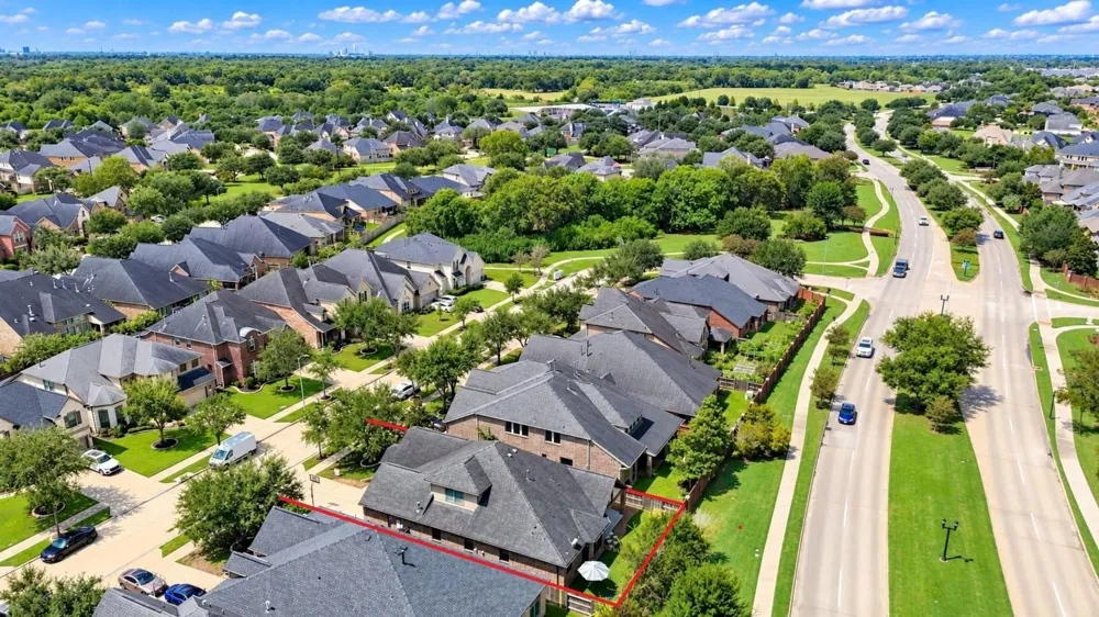 6723 Sotoria Lane Sugar Land, TX 77479