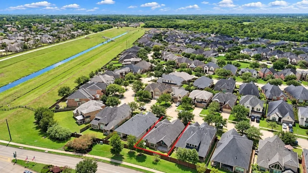 6723 Sotoria Lane Sugar Land, TX 77479