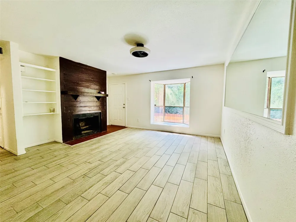 2003 Place Rebecca Lane #10 Houston, TX 77090