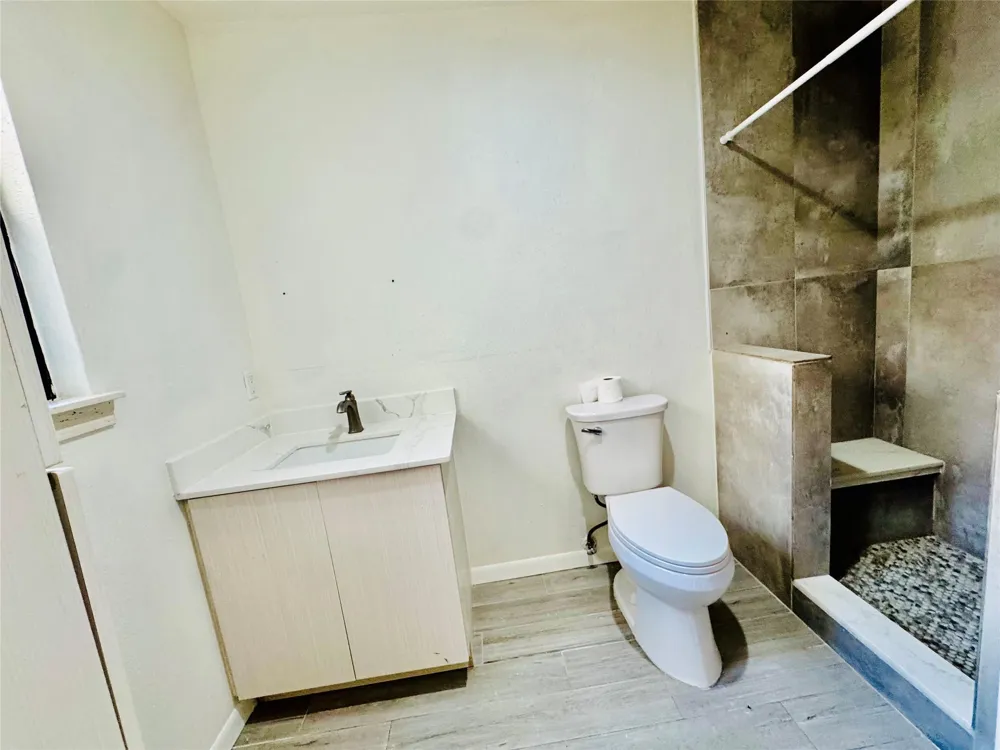 2003 Place Rebecca Lane #10 Houston, TX 77090