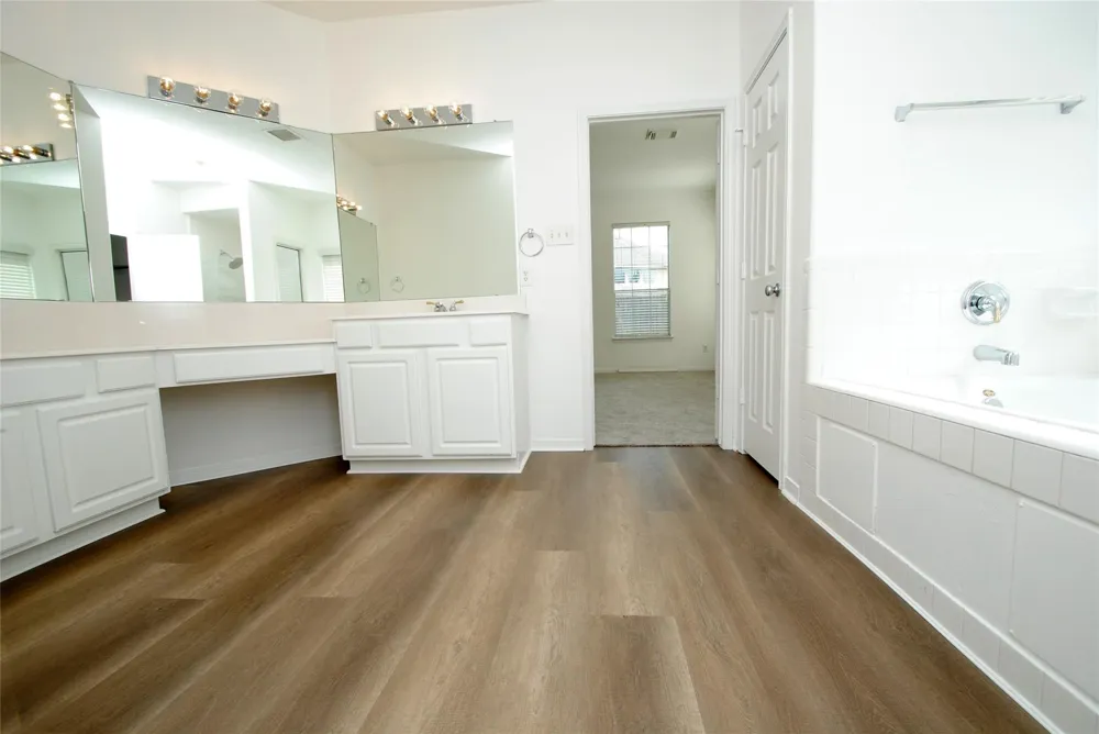 6123 Baron Hill Lane Sugar Land, TX 77479