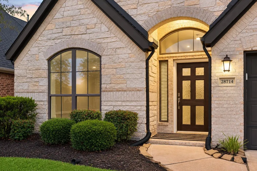 28714 Wildthorne Court Katy, TX 77494