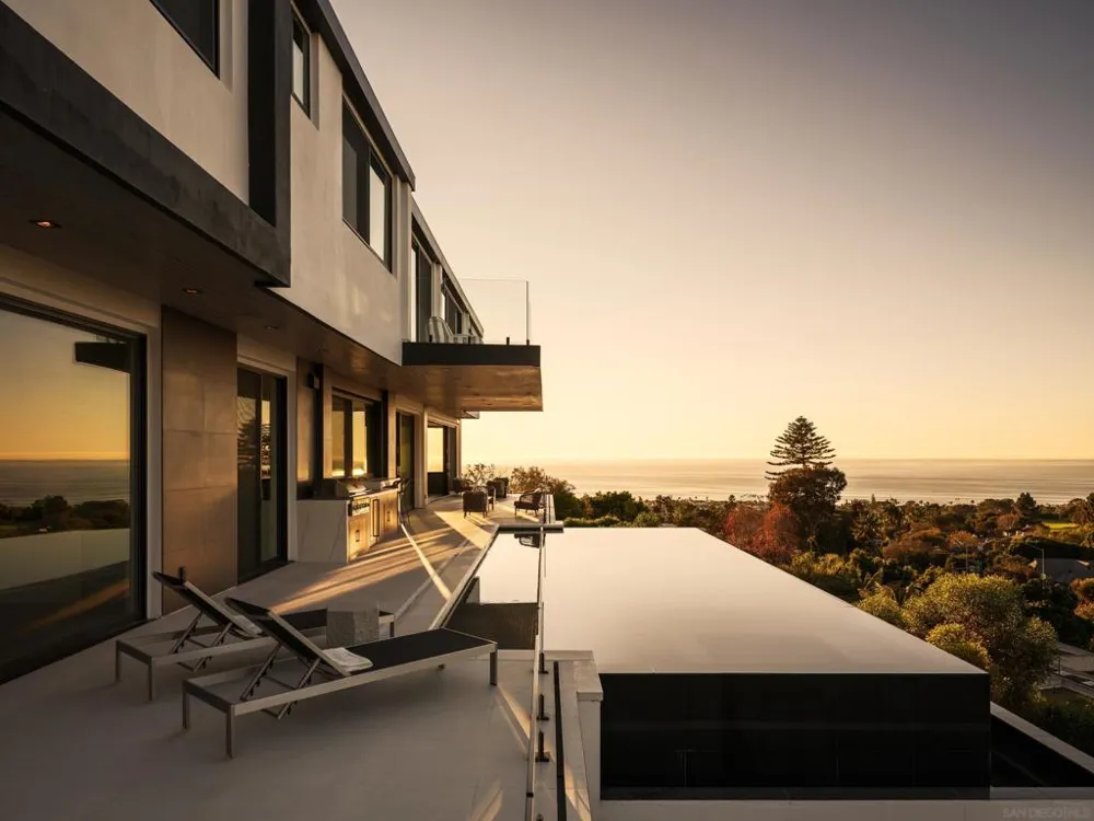 6627 Muirlands Dr La Jolla, CA 92037