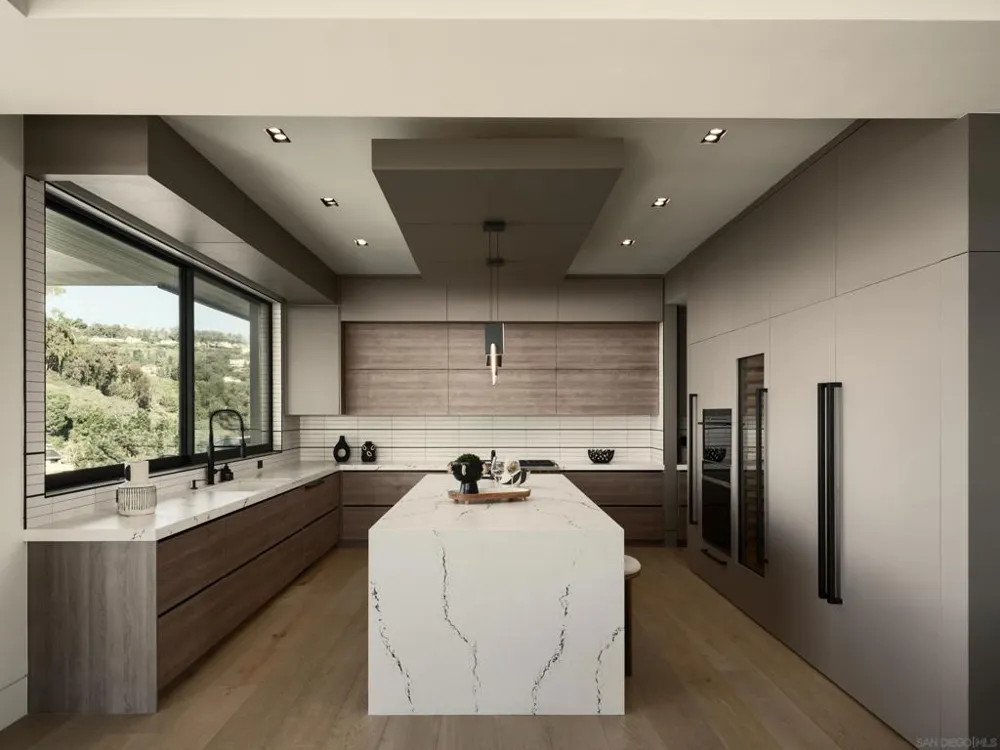 6627 Muirlands Dr La Jolla, CA 92037