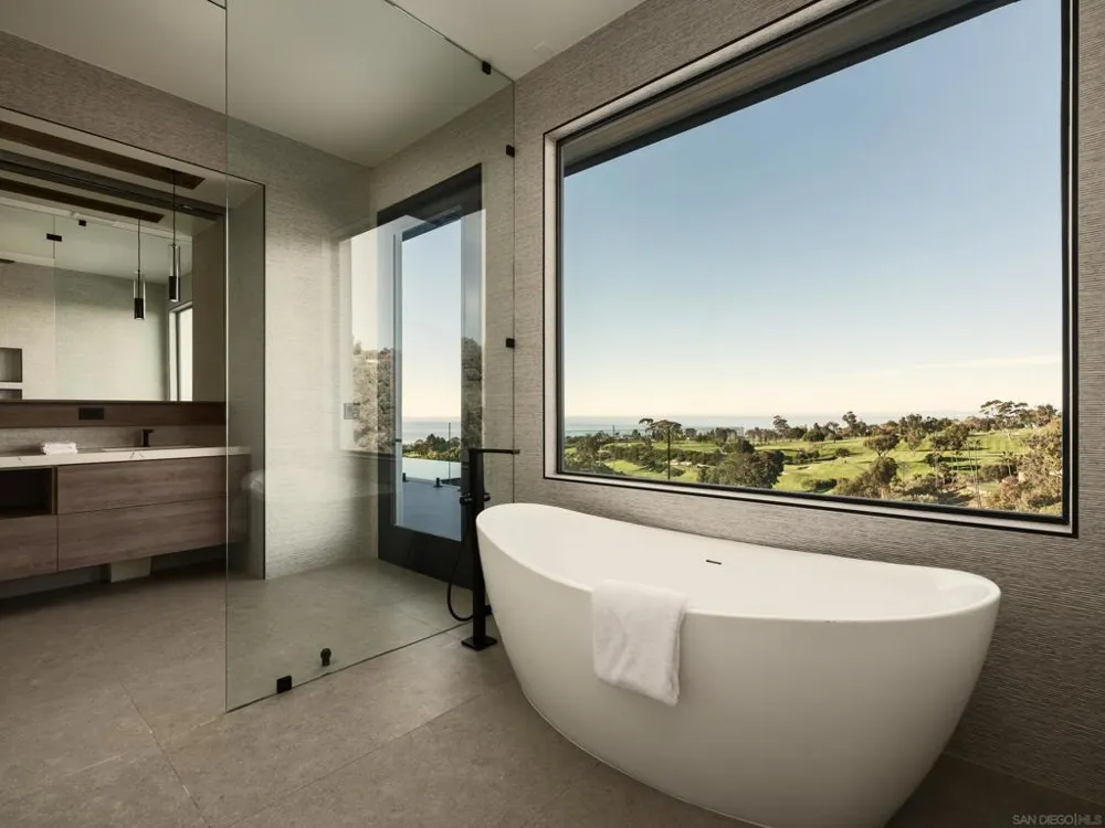 6627 Muirlands Dr La Jolla, CA 92037