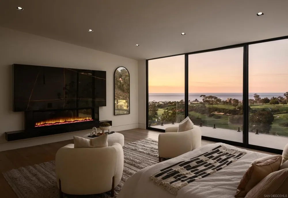 6627 Muirlands Dr La Jolla, CA 92037