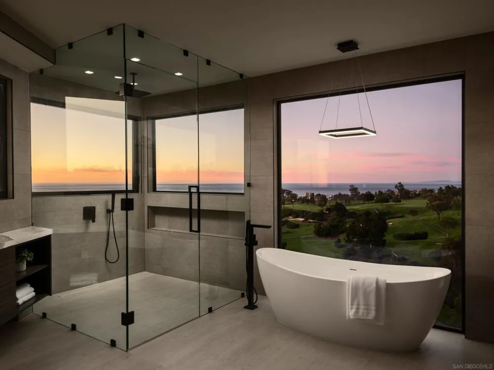 6627 Muirlands Dr La Jolla, CA 92037