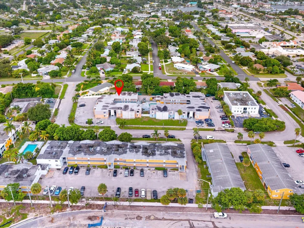 1500 CRESCENT CIRCLE #A14 Lake Park, FL 33403