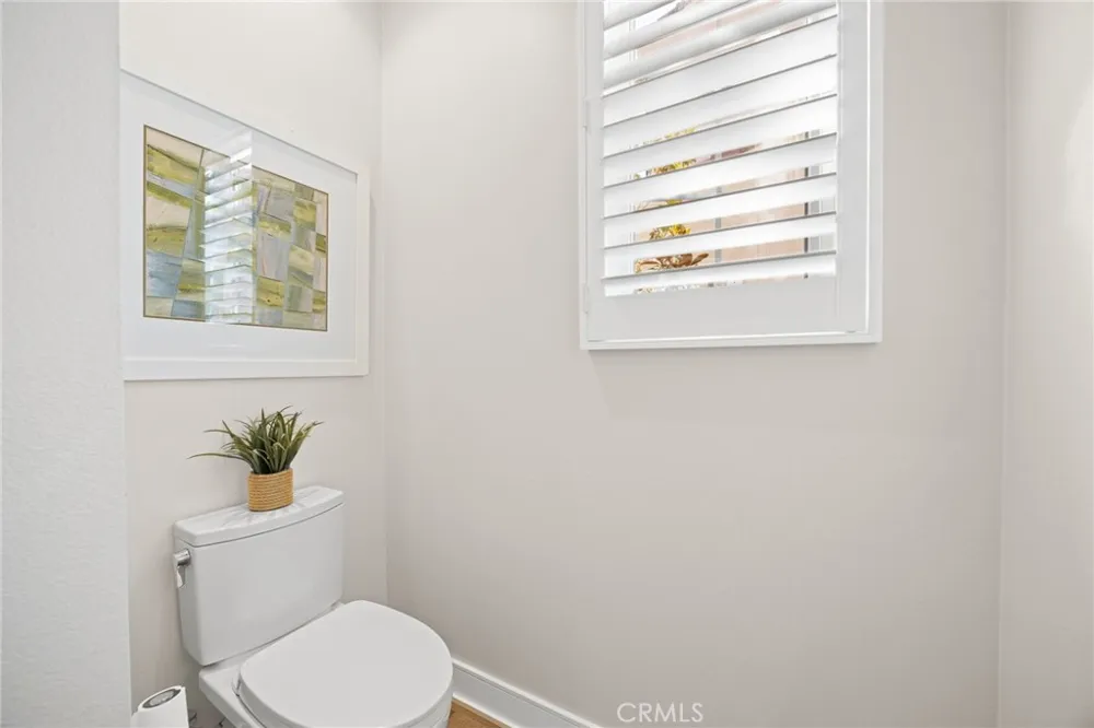 149 Winnett Irvine, CA 92602