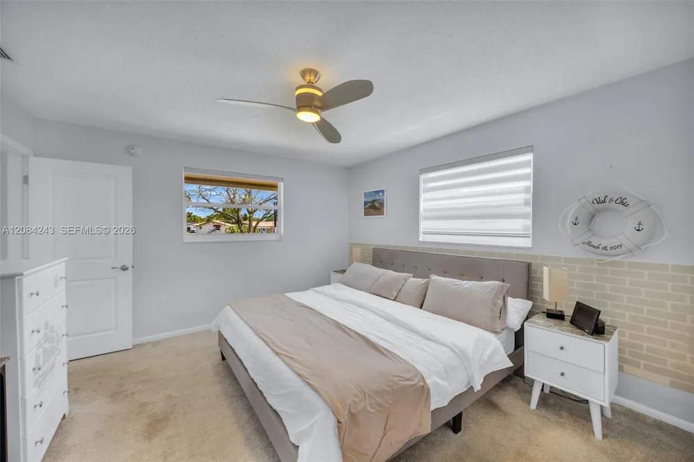 6121 SW 16th St Plantation, FL 33317