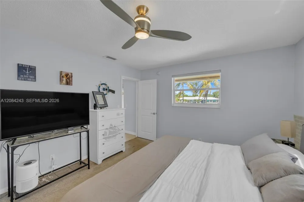 6121 SW 16th St Plantation, FL 33317