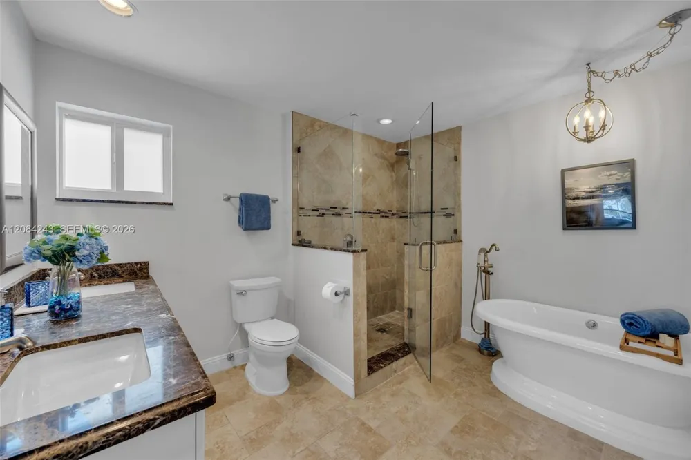 6121 SW 16th St Plantation, FL 33317