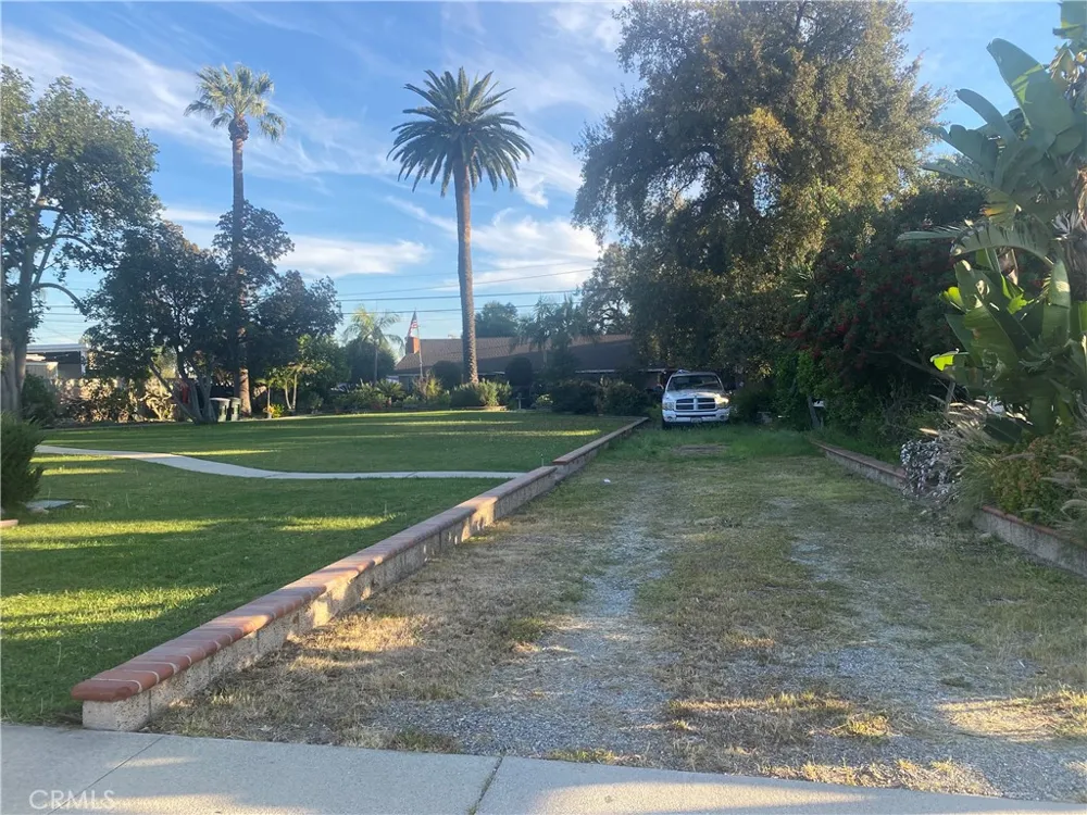 823 W 5th Ontario, CA 91762