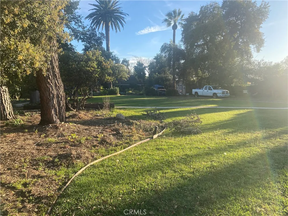 823 W 5th Ontario, CA 91762