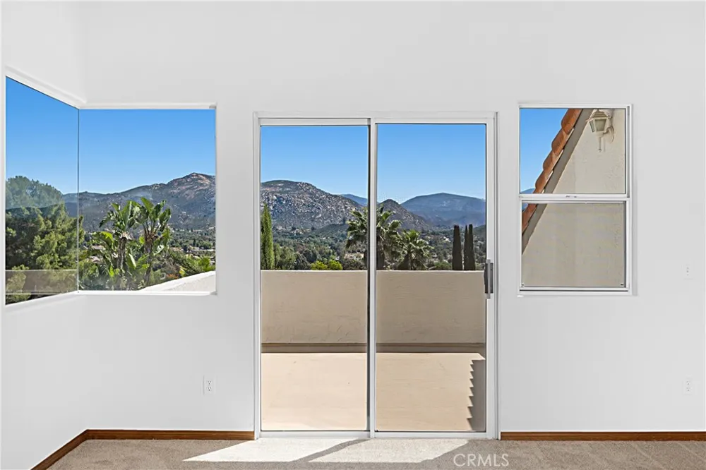 16262 Oak Springs Ramona, CA 92065