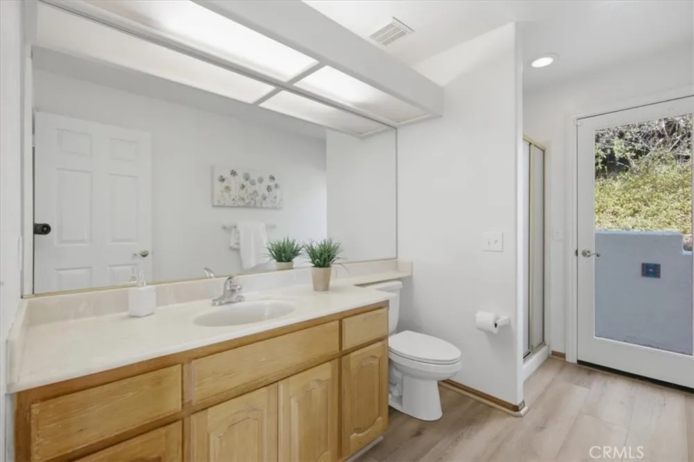 16262 Oak Springs Ramona, CA 92065