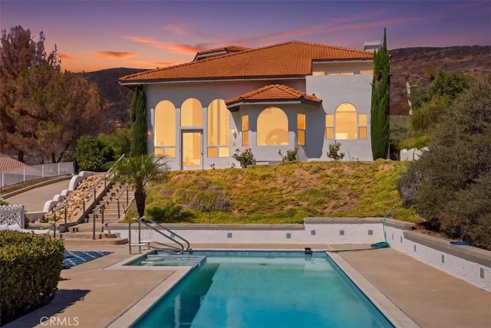 16262 Oak Springs Ramona, CA 92065