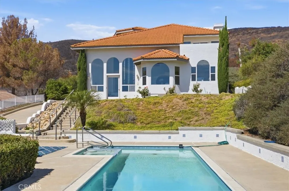 16262 Oak Springs Ramona, CA 92065