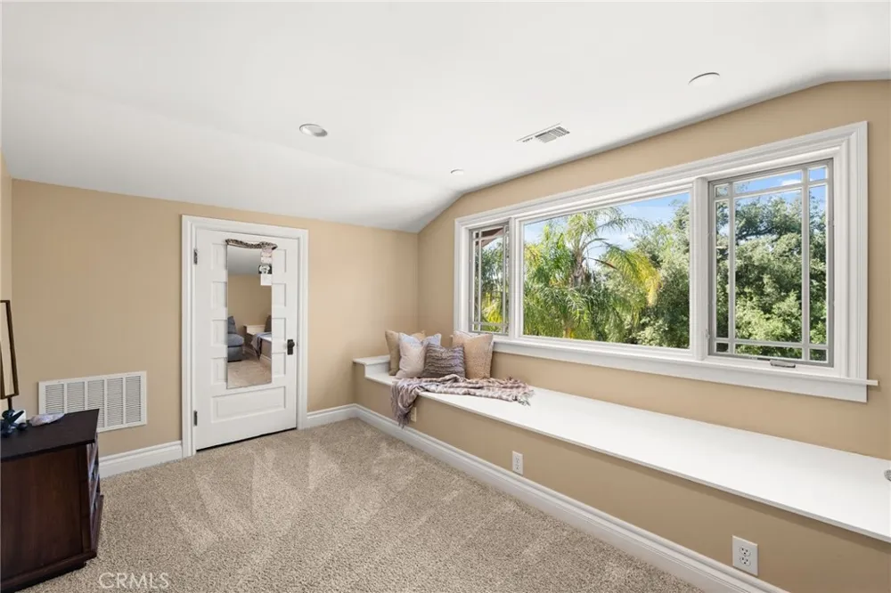1688 Dwight Redlands, CA 92373