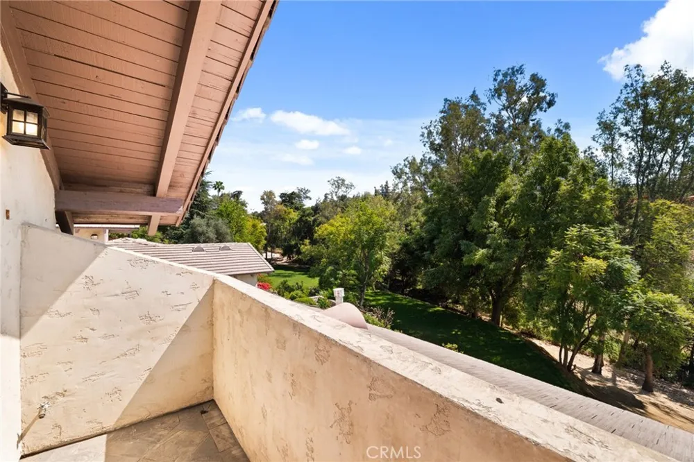 1688 Dwight Redlands, CA 92373