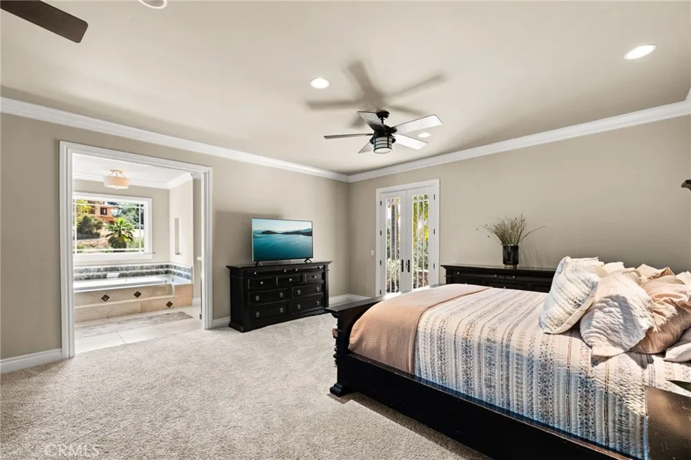 1688 Dwight Redlands, CA 92373