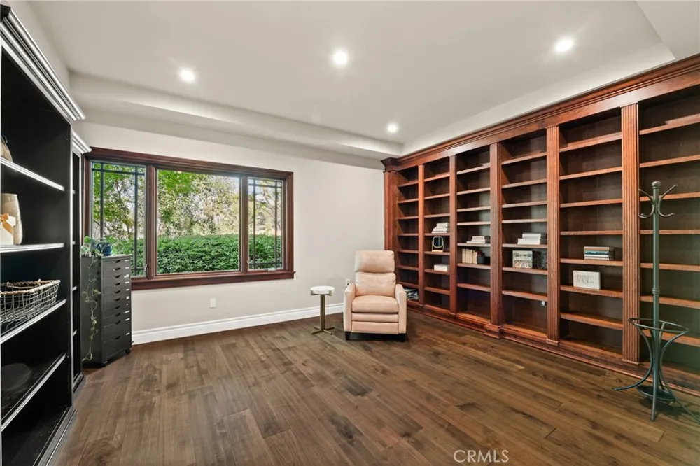 1688 Dwight Redlands, CA 92373
