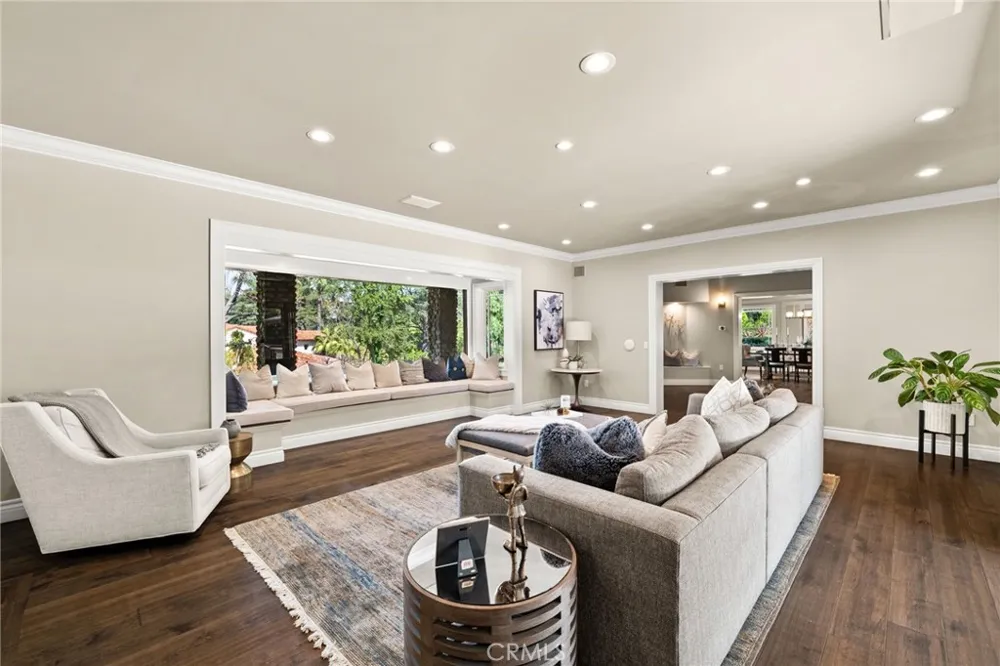 1688 Dwight Redlands, CA 92373