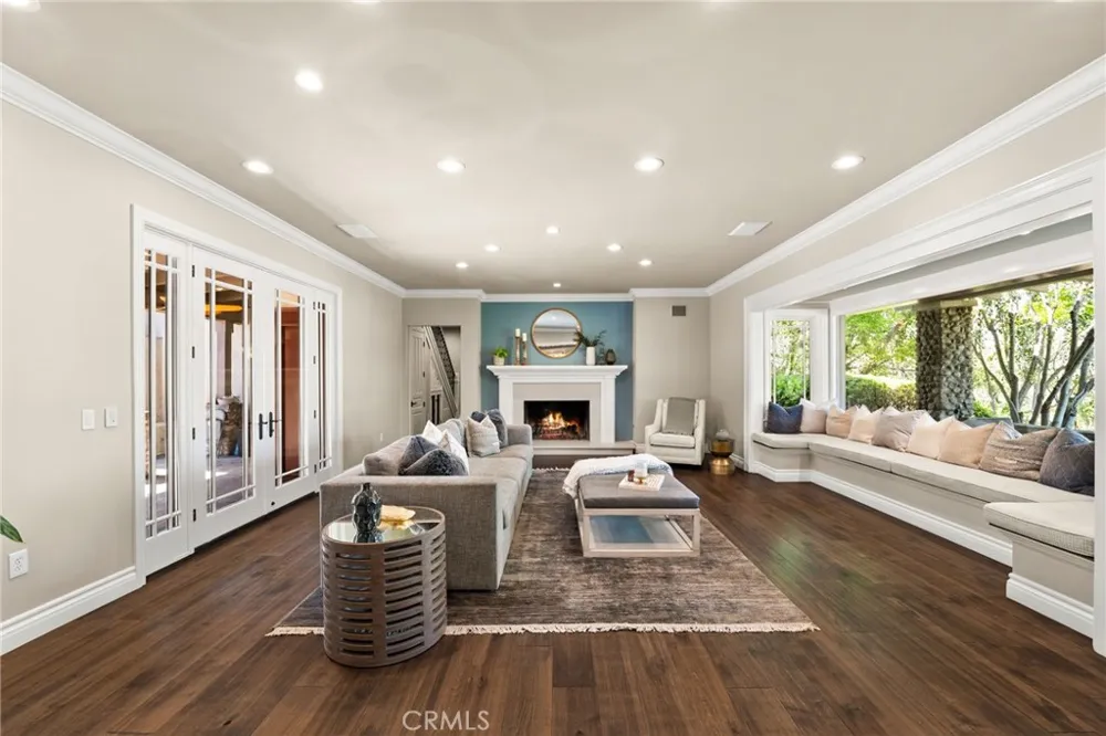 1688 Dwight Redlands, CA 92373