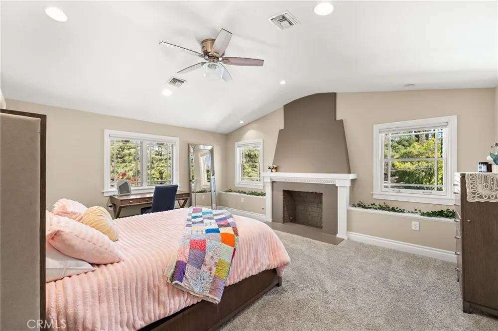 1688 Dwight Redlands, CA 92373