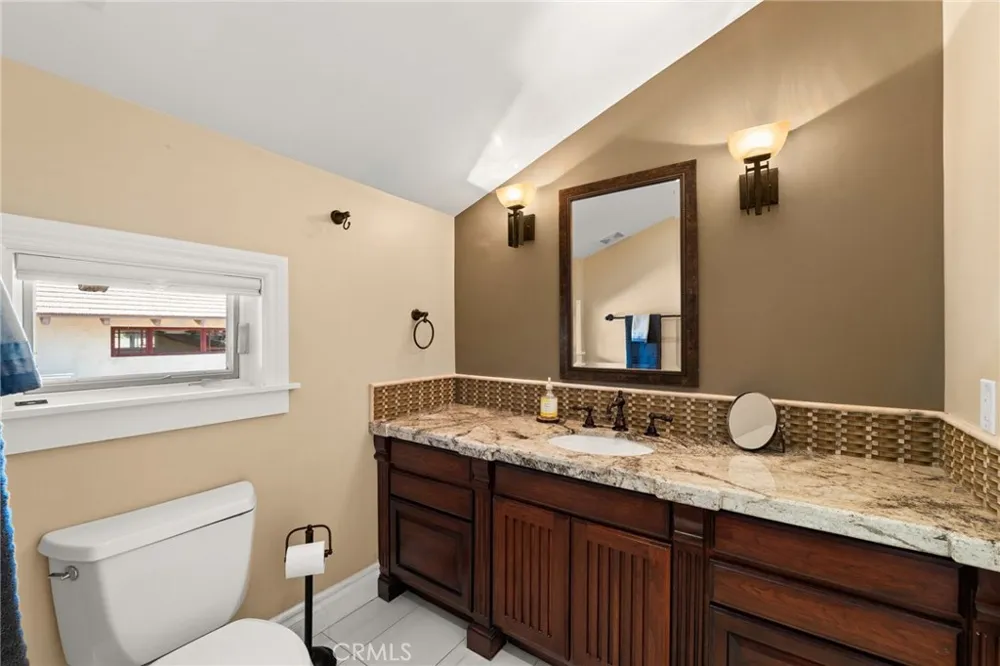 1688 Dwight Redlands, CA 92373