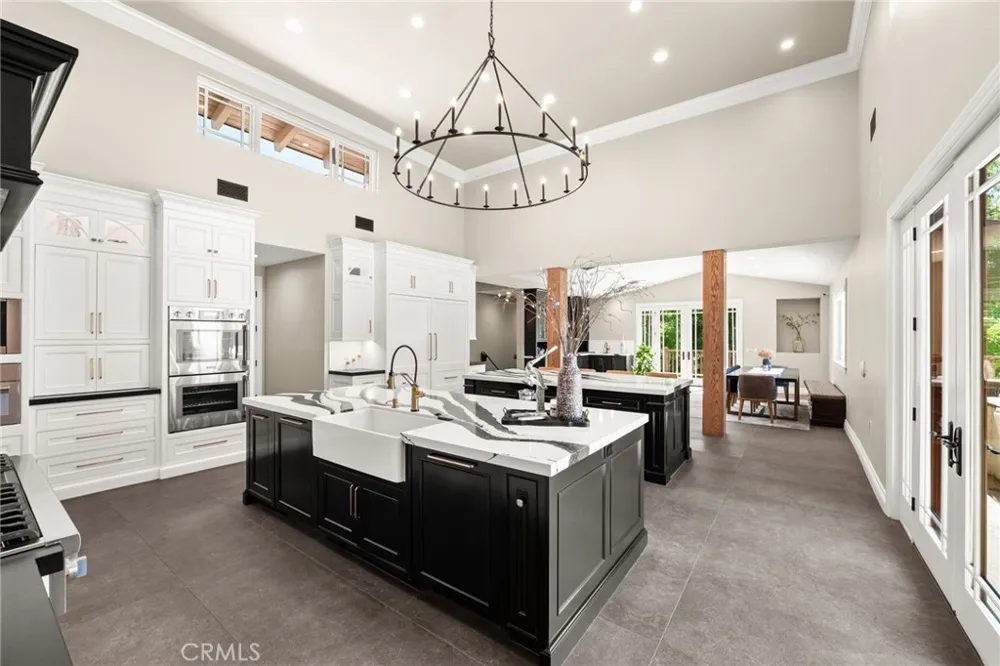 1688 Dwight Redlands, CA 92373