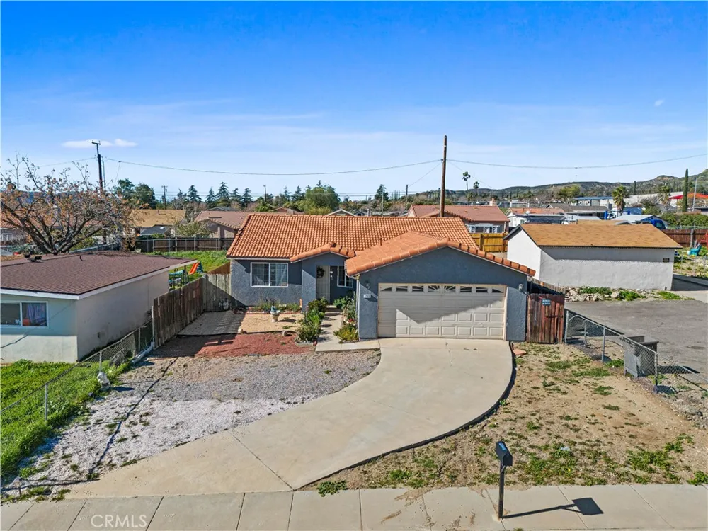 755 Allen Banning, CA 92220