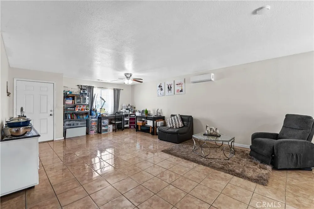755 Allen Banning, CA 92220