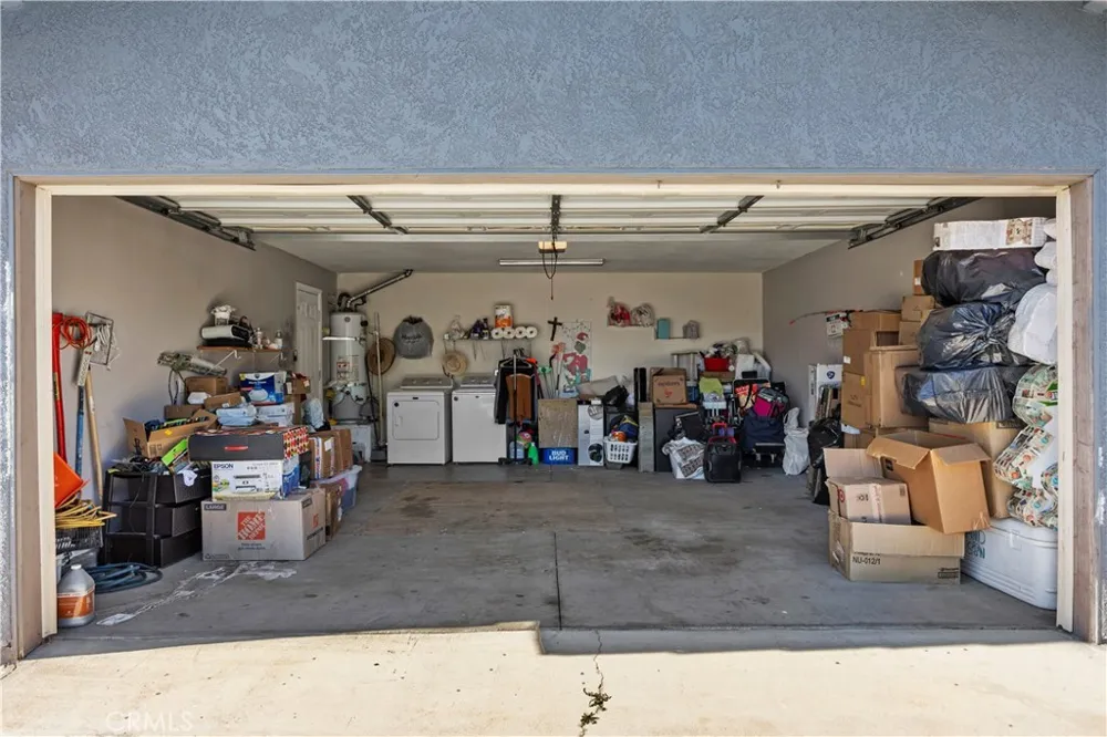 755 Allen Banning, CA 92220