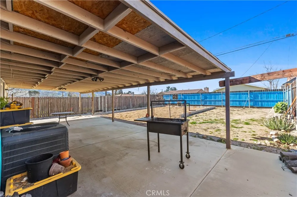 755 Allen Banning, CA 92220
