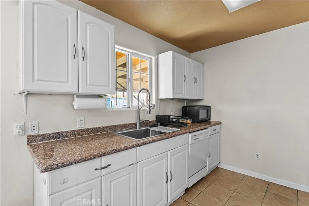 755 Allen Banning, CA 92220