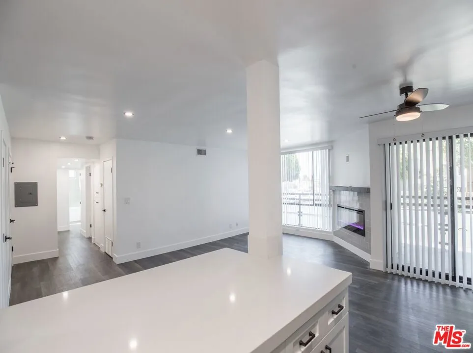 1115 14th Street Santa Monica, CA 90403