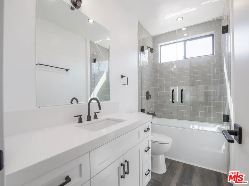 1115 14th Street Santa Monica, CA 90403