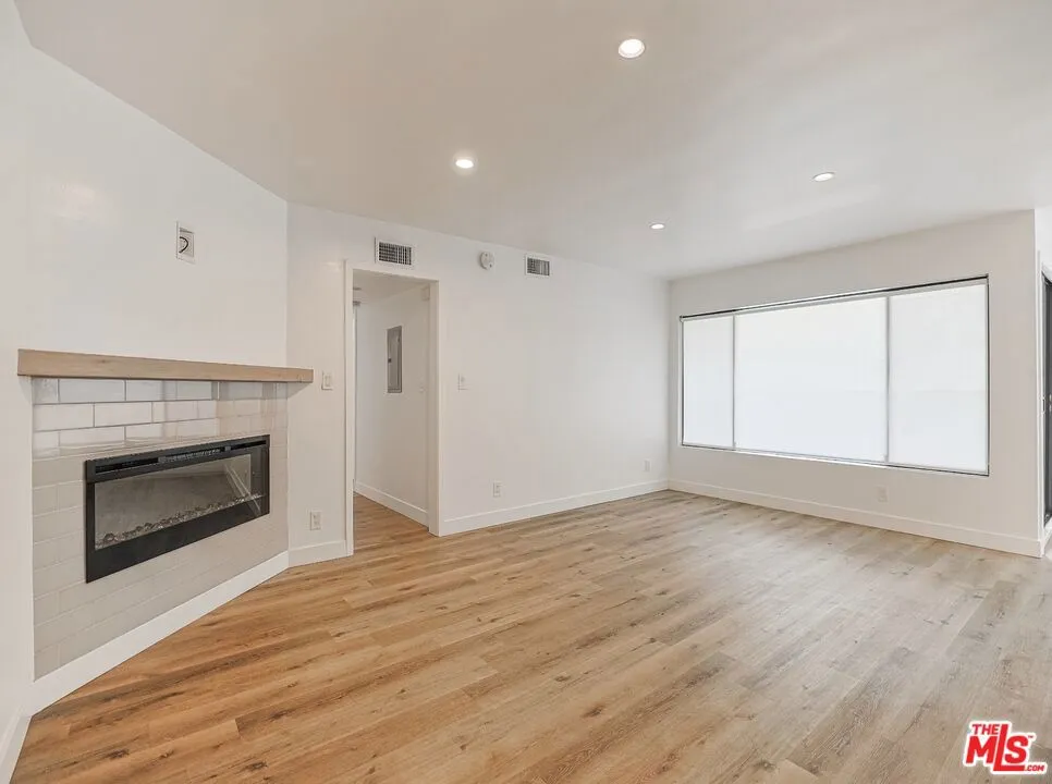 1115 14th Street Santa Monica, CA 90403