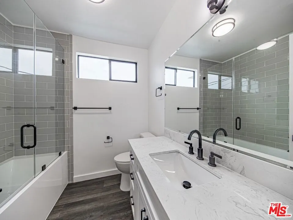 1115 14th Street Santa Monica, CA 90403
